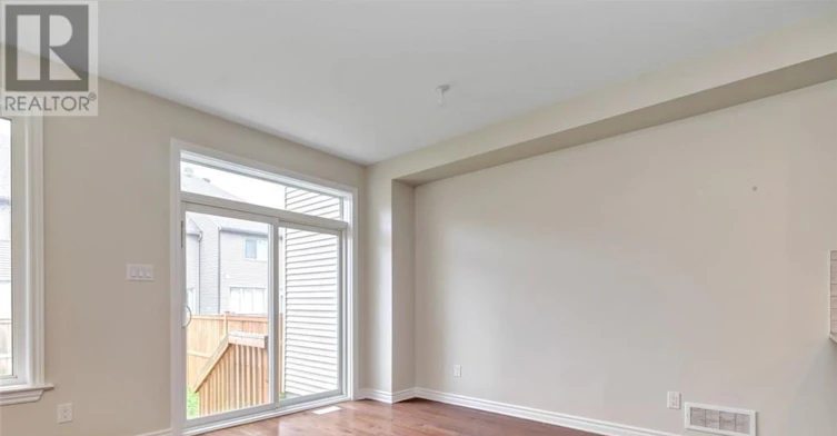 502 Muscari Street, Ottawa, ON, K1T 0S3 - 7