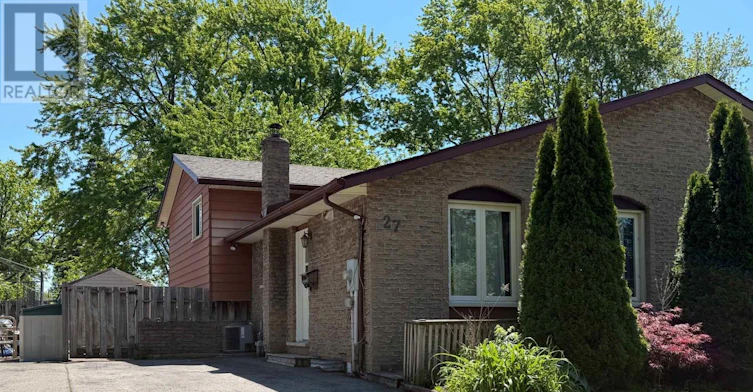 UPPER-27 Nottingham Court, Welland, ON, L3C 5X4