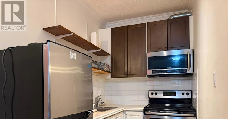 1A-366 Lippincott Street, Toronto, ON, M5S 2P7 - 10