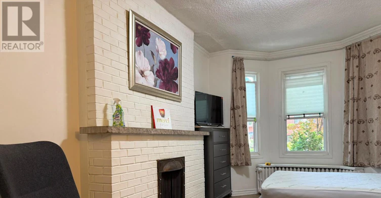 1A-366 Lippincott Street, Toronto, ON, M5S 2P7 - 8