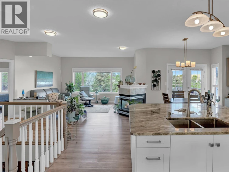 3320 Buckingham Drive E, Regina, SK, S4V 2S8 - 7