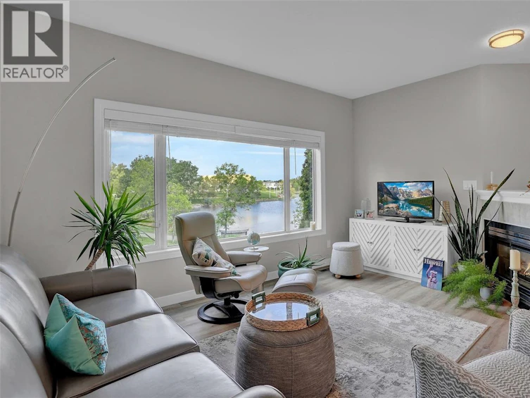 3320 Buckingham Drive E, Regina, SK, S4V 2S8 - 13