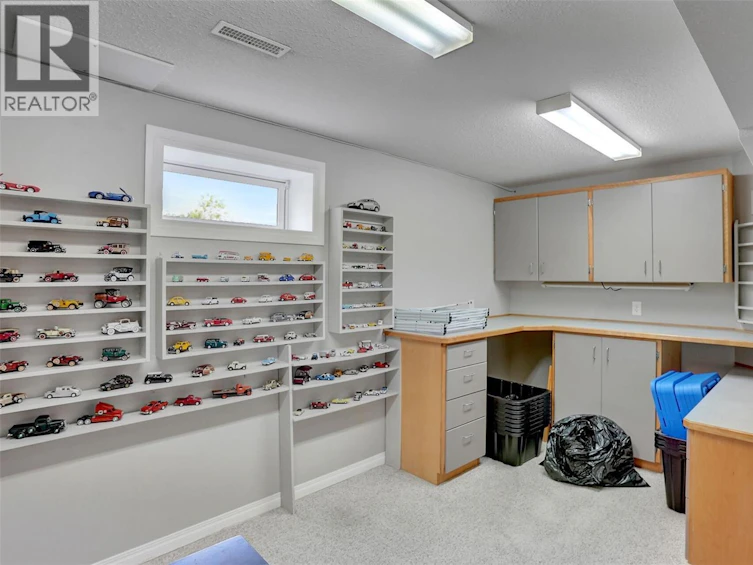 3320 Buckingham Drive E, Regina, SK, S4V 2S8 - 31
