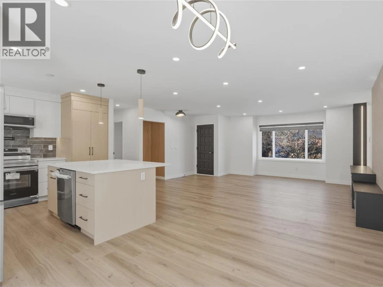 1259 Hook Drive, Kamloops, BC, V2B 7S8 - 7