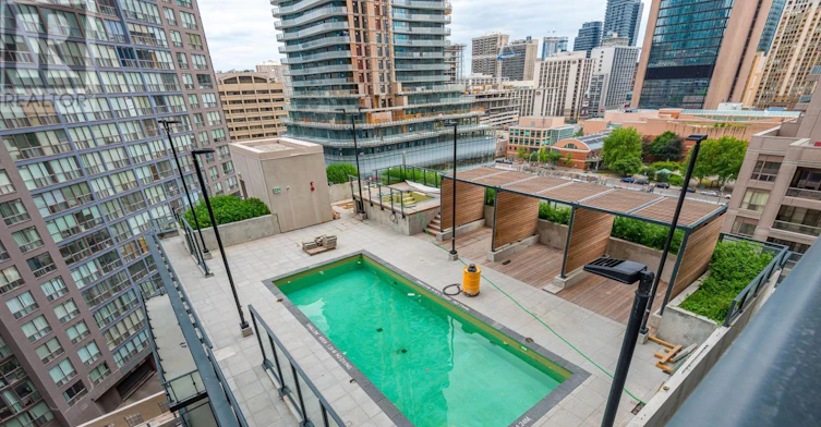 1903-717 Bay Street, Toronto, ON, M5G 2J9 - 9