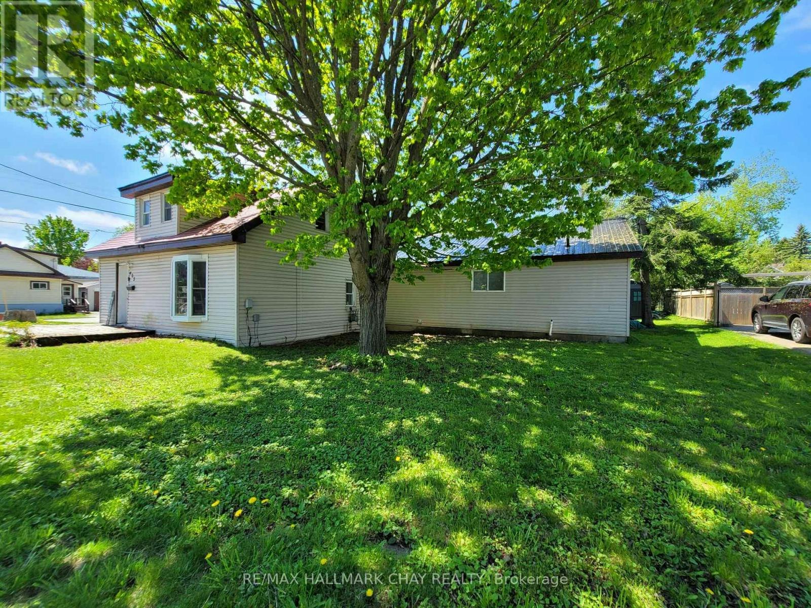 405 Forest Avenue S, Orillia, ON, L3V 3Z2