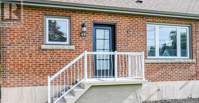 UPPER-49 41st Street EAST, Hamilton, ON, L8T 2Z4 - 2