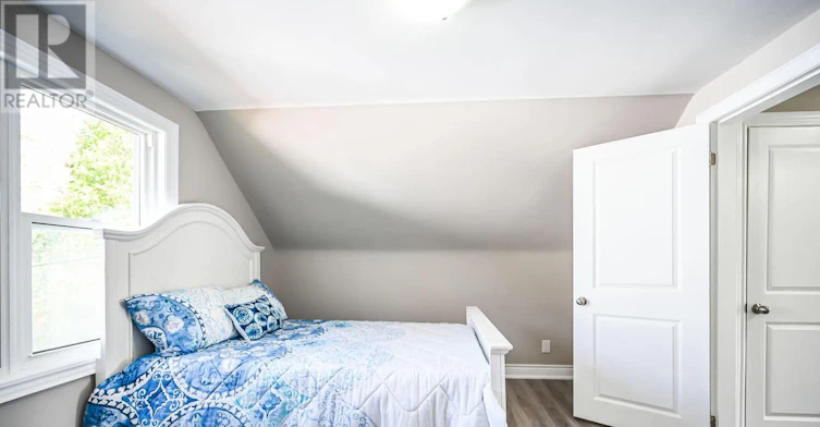 UPPER-49 41st Street EAST, Hamilton, ON, L8T 2Z4 - 24