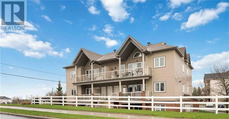 C-920 White Alder Avenue, Ottawa, ON, K1T 4H3 - 2