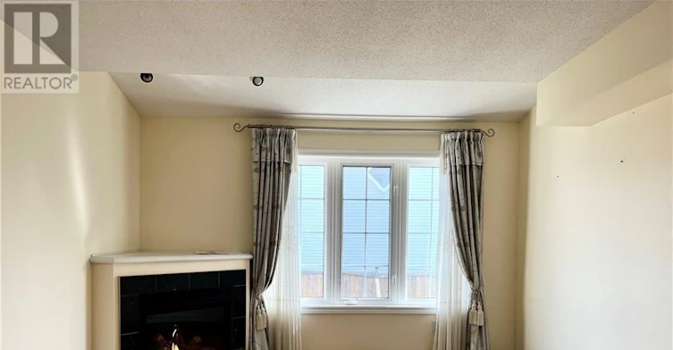 39 Bellrock Drive, Ottawa, ON, K2K 3J4 - 7