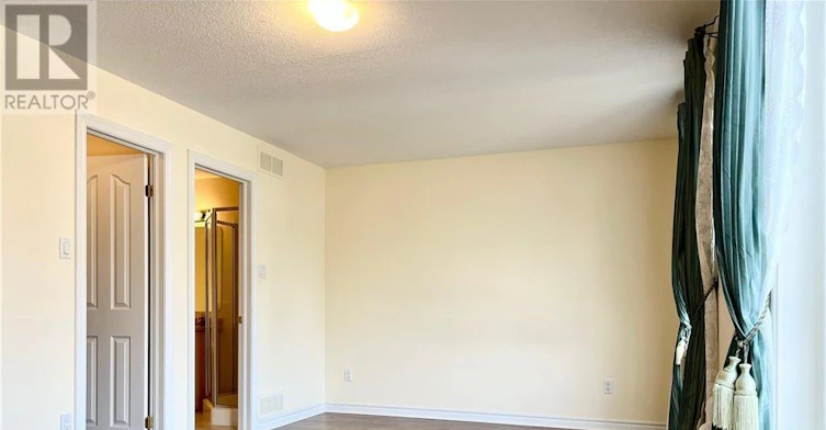 39 Bellrock Drive, Ottawa, ON, K2K 3J4 - 16