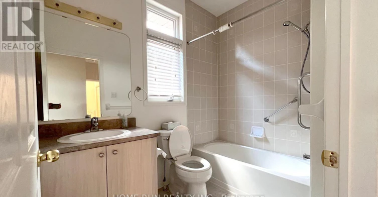 302 Wisteria Crescent, Ottawa, ON, K1V 0N4 - 7