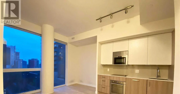 806-17 Dundonald Street, Toronto, ON, M4Y 0E4 - 5