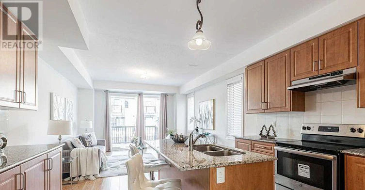 116 Frederick Wilson Avenue, Markham, ON, L6B 1P7 - 3