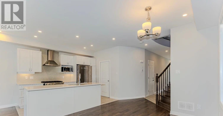 276 Avro Circle, Ottawa, ON, K1K 3X8 - 6