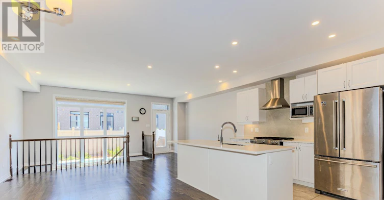 276 Avro Circle, Ottawa, ON, K1K 3X8 - 11