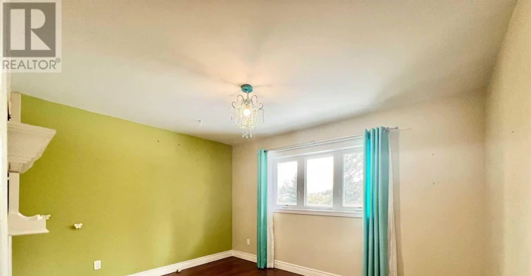 25 Dunlace Drive, Toronto, ON, M2L 2R8 - 9