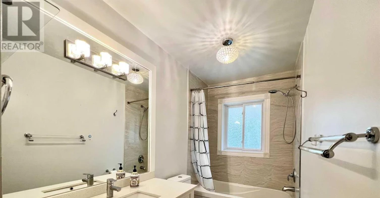 25 Dunlace Drive, Toronto, ON, M2L 2R8 - 10