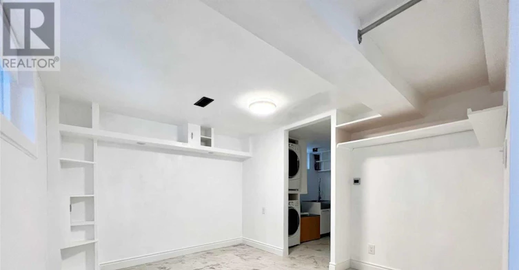 25 Dunlace Drive, Toronto, ON, M2L 2R8 - 14