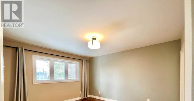 25 Dunlace Drive, Toronto, ON, M2L 2R8 - 7