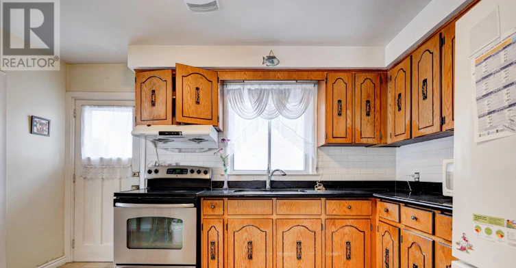26 Benway Drive, Toronto, ON, M9W 1Z3 - 12