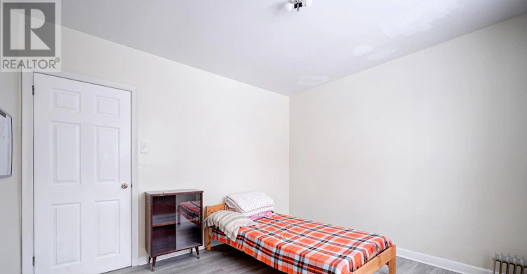 26 Benway Drive, Toronto, ON, M9W 1Z3 - 17