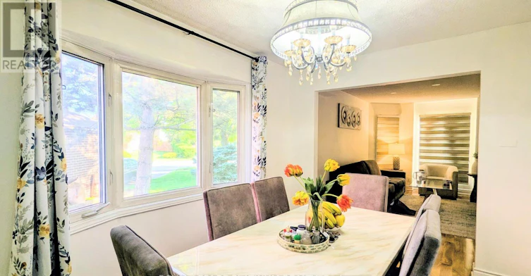 4 Gervais Drive, Brampton, ON, L6Y 2Z2 - 4