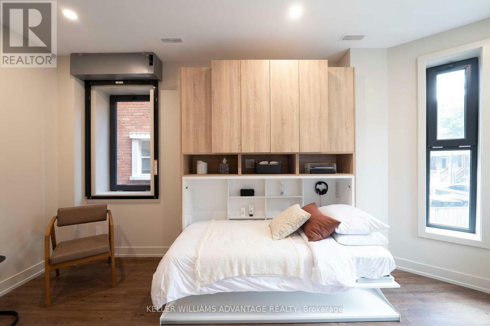 1-23 Ross Street, Toronto, ON, M5T 1Z8 - 9