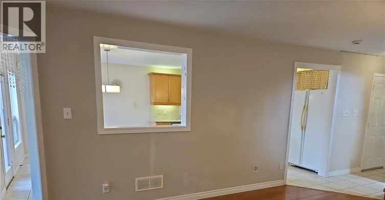 421 Lausanne Crescent, Waterloo, ON, N2T 2X6 - 15