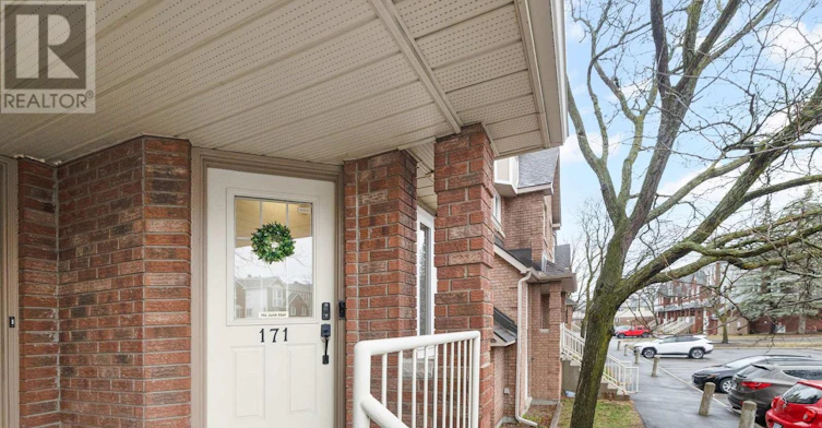 171 Briston Private, Ottawa, ON, K1G 5R3