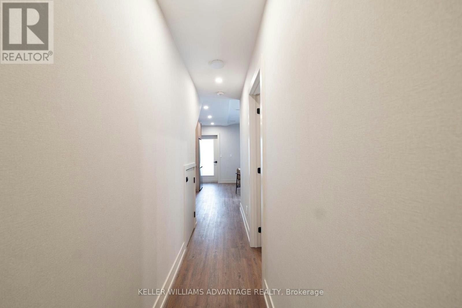 3-23 Ross Street, Toronto, ON, M5T 1Z8 - 7