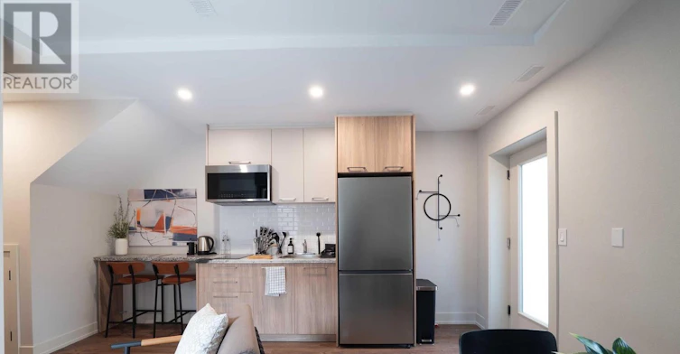 3-23 Ross Street, Toronto, ON, M5T 1Z8 - 3