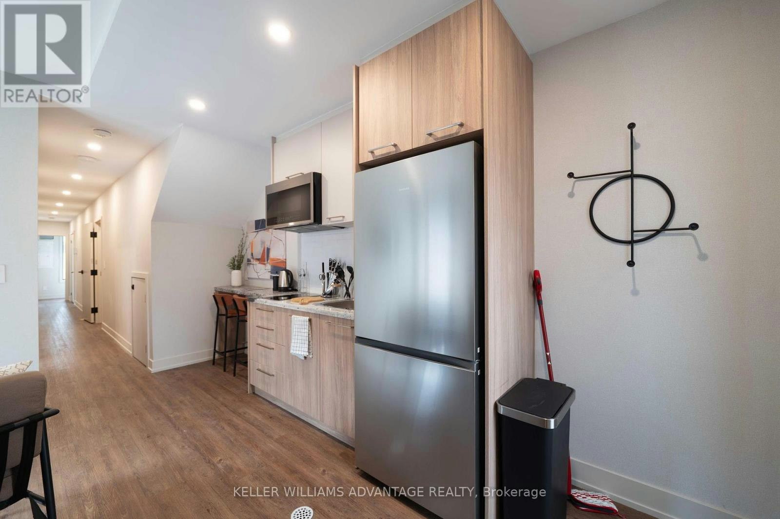 3-23 Ross Street, Toronto, ON, M5T 1Z8 - 4