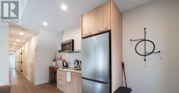 3-23 Ross Street, Toronto, ON, M5T 1Z8 - 4