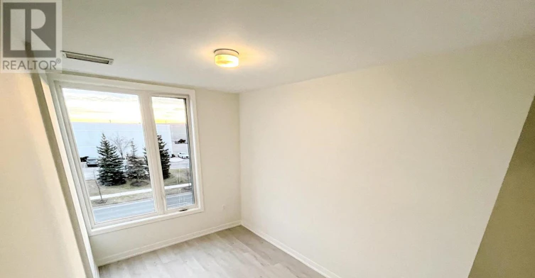 315-3401 Ridgeway Drive, Mississauga, ON, L5L 5T3 - 6