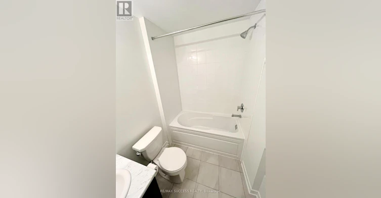 315-3401 Ridgeway Drive, Mississauga, ON, L5L 5T3 - 9