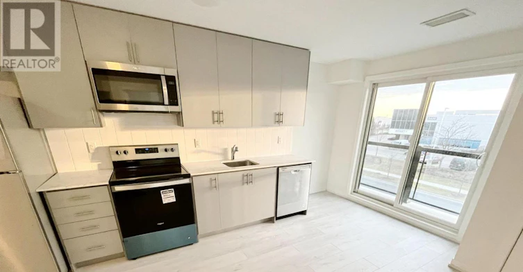 315-3401 Ridgeway Drive, Mississauga, ON, L5L 5T3 - 4