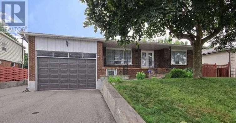 LWER-2-13 George Street, Richmond Hill, ON, L4E 2T5
