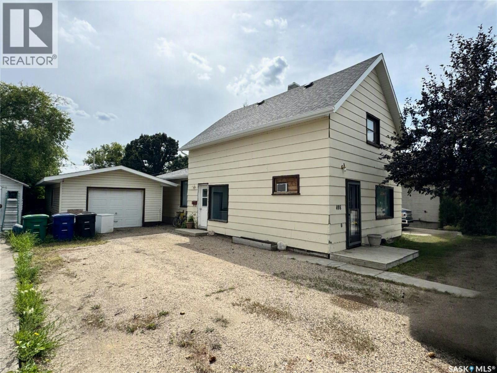 408 4th Avenue E, Biggar, SK, S0K 0M0