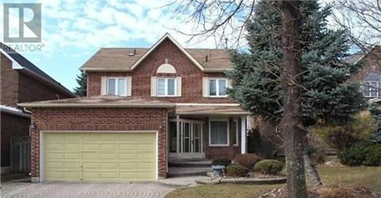 36 Tomlinson Circle, Markham, ON, L3R 9J8