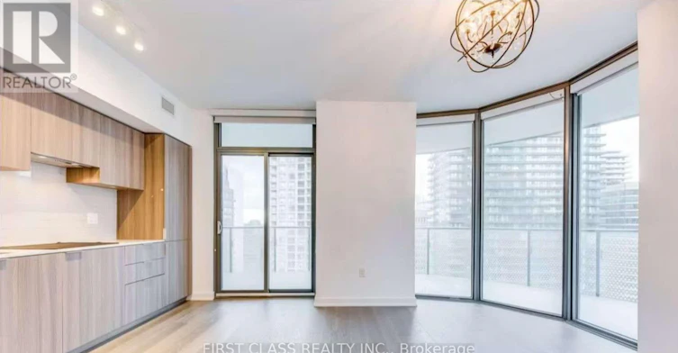 2208-11 Wellesley Street W, Toronto, ON, M4Y 1E9 - 2
