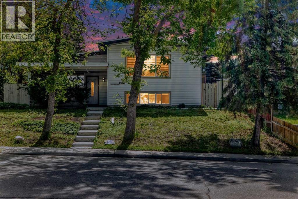 5912 Dalton Drive NW, Calgary, AB, T3A 1C6