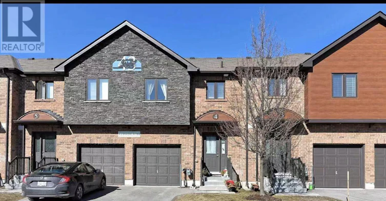 4-43 Madelaine Drive, Barrie, ON, L9J 0G8