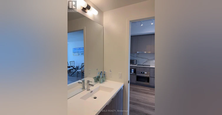 5611-8 Interchange Way, Vaughan, ON, L4K 0R2 - 16