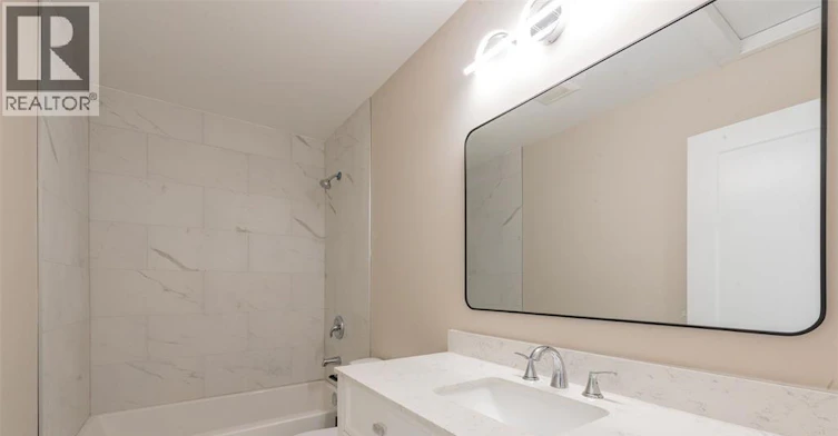 A2-912 Hall Avenue, Windsor, ON, N9A 2M5 - 9