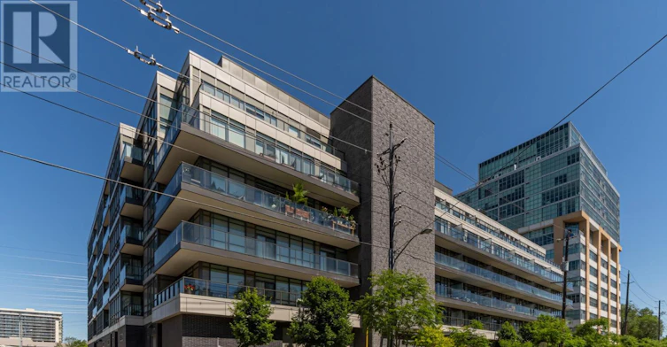 103-8 Fieldway Road, Toronto, ON, M8Z 3L1