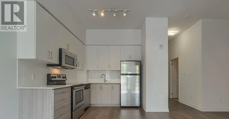 103-8 Fieldway Road, Toronto, ON, M8Z 3L1 - 9