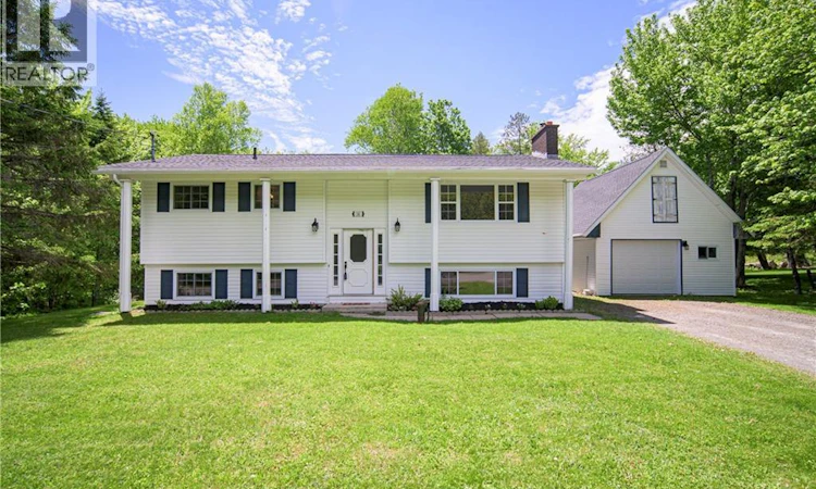 16 Stonehurst Avenue