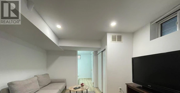 BASEMENT-382 Lynett Crescent, Richmond Hill, ON, L4C 2V5 - 3