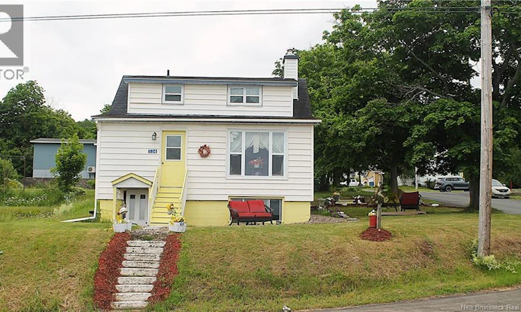 534 Victoria Street